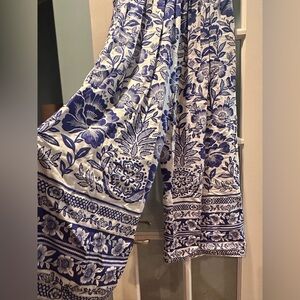 NWT’s Racheal Zoe Floral Blue and White Women's BOHO pants